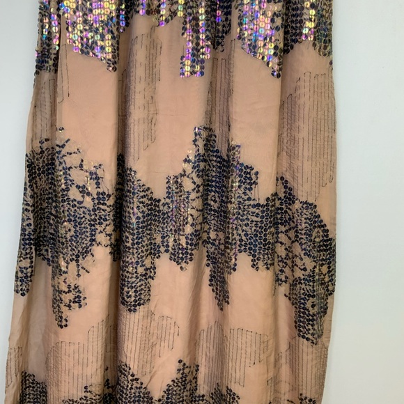 NWT Anthropologie Let Me Be Sz Small Deep-V Neck Sequin Smocked Long Maxi Dress - Picture 4 of 12
